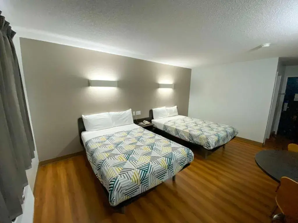 Guest room at The Reserve Inn